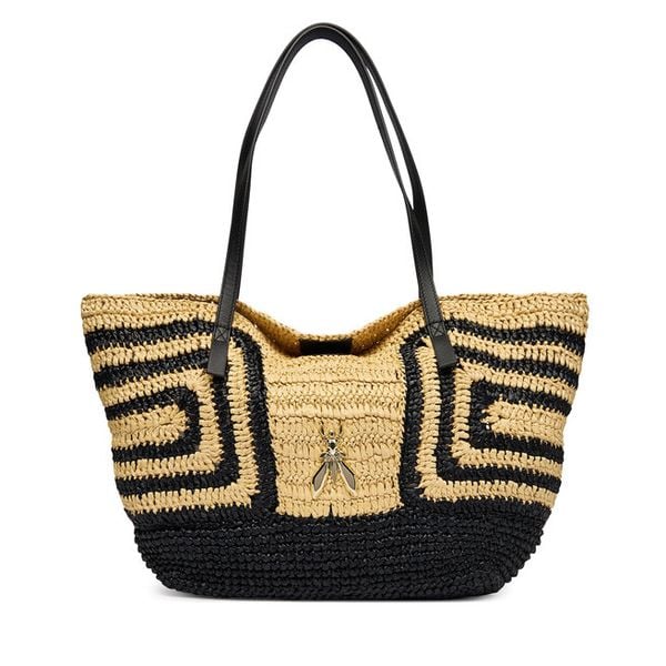 Torebka Patrizia Pepe. Brązowe torebki klasyczne Patrizia Pepe, bez wzorów, bez dodatków. Za 1,669.00 zł.