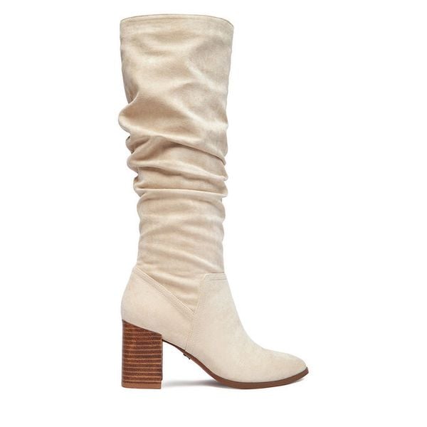 Kozaki Nine West. Kozaki Nine West, bez obcasa, na słupku, bez zapięcia. Za 299.99 zł.