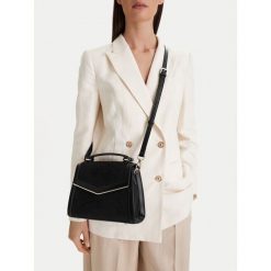 Torebka Nine West. Czarne torebki klasyczne Nine West, bez wzorów, bez dodatków. Za 249.99 zł.