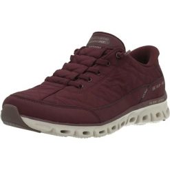 Buty SKECHERS 104556S GLIDE STEP AT EASE Bordeaux. Czerwone trekkingi Skechers, z materiału, na fitness i siłownię. Za 337.99 zł.