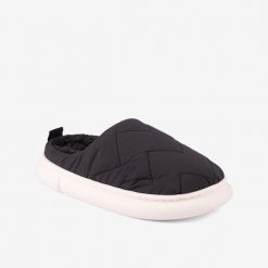 Kapcie damskie Coqui - rozmiar 36/37. Czarne obuwie domowe Coqui, bez wzorów, bez zapięcia. Za 131.99 zł.