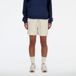 Spodenki damskie New Balance WS41508LIN – beżowe. Brązowe szorty New Balance, bez wzorów, z bawełny, klasyczne, z podwyższonym stanem. Za 279.99 zł.