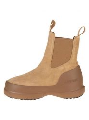 Moon Boot Skórzane botki "Luna Chelsea Suede" w kolorze jasnobrązowym rozmiar: 36. Brązowe botki Moon Boot, bez wzorów, bez obcasa, bez zapięcia. Za 538.95 zł.