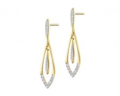Kolczyki z żółtego złota z diamentami - 0,15 ct - próba 585. Żółte kolczyki Apart, z diamentem, złote. W wyprzedaży za 2,303.00 zł.