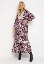 Fuksjowo-Czarna Rozkloszowana Sukienka Maxi z Falbanką Tinamessa. Czerwone sukienki Born2be, l, bez wzorów, z materiału, bez kołnierzyka, bez ramiączek, maxi, rozkloszowane. W wyprzedaży za 127.49 zł.