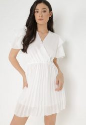 Biała Sukienka Alemiera. Białe sukienki Born2be, na imprezę, bez wzorów, z materiału, bez kołnierzyka, bez ramiączek, mini, kopertowe. Za 29.99 zł.