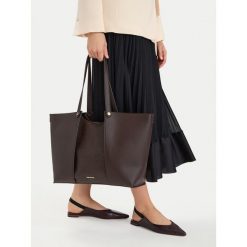 Torebka GINO ROSSI. Brązowe shopper Gino Rossi, bez wzorów, bez dodatków. Za 329.99 zł.