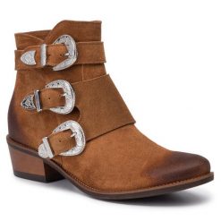 Botki Oleksy. Brązowe botki Oleksy, bez wzorów, bez obcasa, na płaskiej podeszwie, bez zapięcia. Za 389.99 zł.