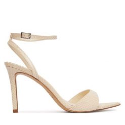 Sandały Aldo. Białe sandały Aldo, bez wzorów, bez obcasa, na szpilce, bez zapięcia. Za 359.99 zł.