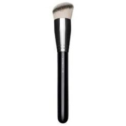 MAC 170 Synthetic Rounded Slant Brush Pędzle do podkładu 1 ct 1 szt. Pędzle MAC. Za 149.25 zł.