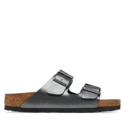 Klapki Birkenstock. Szare klapki Birkenstock, bez wzorów, bez obcasa. Za 289.99 zł.