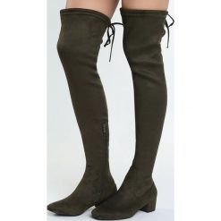 Zielone Kozaki Decorous. Zielone kozaki Born2be, bez obcasa, na płaskiej podeszwie, bez zapięcia. Za 149.99 zł.