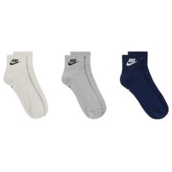 Skarpety Za Kostkę Unisex Adult Everyday Essential (zestaw 3 Sztuk). Białe skarpety Nike, bez wzorów. Za 117.99 zł.