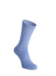 Skarpety rowerowe Mons Royale Atlas Merino Crew Sock. Fioletowe skarpety Mons Royale, bez wzorów, z elastanu. Za 115.49 zł.