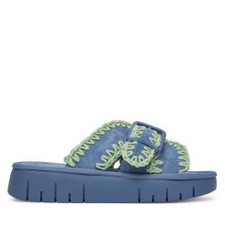 Klapki Roxy. Niebieskie klapki Roxy, bez wzorów, bez obcasa. Za 179.99 zł.