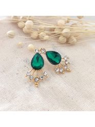 Atelier MIU Pozłacane kolczyki-wkrętki z agatami rozmiar: onesize. Zielone kolczyki Atelier MIU, z agatem, pozłacane. Za 43.99 zł.