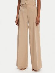 Marciano Guess Spodnie materiałowe 5GGB08 7294A Beżowy Regular Fit. Brązowe spodnie materiałowe Marciano Guess, z aplikacjami, z materiału. Za 519.99 zł.