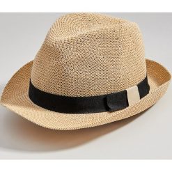 Pleciony kapelusz z ozdobną taśmą - Beżowy. Kapelusze marki Mohito. Za 39.99 zł.