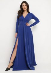 Granatowa Rozkloszowana Sukienka z Dekoltem w Serek i Rozcięciem Zdobiona Metaliczną Nicią Emilandra. Niebieskie sukienki Born2be, m, z aplikacjami, z materiału, eleganckie, bez kołnierzyka, bez ramiączek, maxi, kopertowe. Za 89.99 zł.