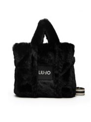 Liu Jo Torebka M Tote TF5270 E0374 Czarny. Czarne torebki klasyczne Liu Jo, bez wzorów, z materiału, bez dodatków. Za 499.99 zł.
