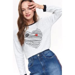 BLUZA NIEROZPINANA DAMSKA Z HAFTEM, Z NADRUKIEM. Szare bluzy TROLL, m, bez wzorów, z dzianiny, bez ramiączek. W wyprzedaży za 34.99 zł.