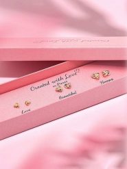 Created with Love 3-częściowy zestaw kolczyków-wkrętek "Noeud " z cyrkoniami rozmiar: onesize. Żółte kolczyki Created with Love, z cyrkonią, z mosiądzu. Za 56.99 zł.