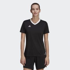 Koszulka piłkarska damska Adidas Entrada 22 Jersey. Czarne bluzki Adidas, l, bez wzorów, z jersey, sportowe, bez kołnierzyka, bez ramiączek. Za 64.00 zł.