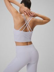 4F Crop-top do jogi szybkoschnący damski - fioletowy XL. Fioletowe topy 4f, xl, bez wzorów, ze skóry, bez kołnierzyka, bez ramiączek. Za 119.99 zł.