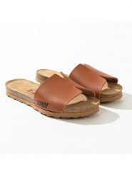 Sunbay Klapki "Djeelia" w kolorze jasnobrązowym rozmiar: 36. Brązowe klapki Sunbay, bez wzorów, z otwartym noskiem, bez obcasa. Za 140.86 zł.