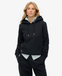 Superdry Bluza z kapturem Essential Logo haftowana – Relaxed Fit. Niebieskie bluzy Superdry, z aplikacjami, z bawełny, z kapturem. Za 282.85 zł.