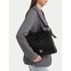 Torebka Nine West. Czarne torebki klasyczne Nine West, bez wzorów, bez dodatków. Za 229.99 zł.