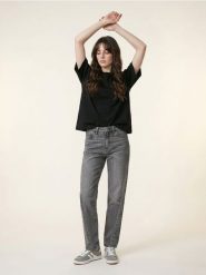 Jeansy mom fit z efektem sprania - szary. Szare jeansy Sinsay, bez wzorów. Za 59.99 zł.