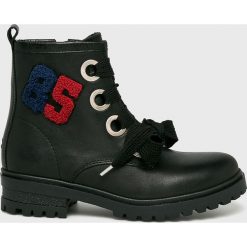 Tommy Jeans - Botki. Czarne botki Tommy Jeans, bez wzorów, z jeansu, bez obcasa, na obcasie, bez zapięcia. W wyprzedaży za 499.90 zł.