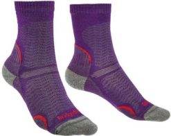 BRIDGEDALE Skarpety damskie HIKE ULTRA LT T2 MERINO 3/4 CREW-S (35-37)-Różowy. Fioletowe skarpety Bridgedale, bez wzorów, z elastanu. Za 72.35 zł.