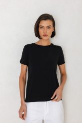 T-SHIRT ROMA MODAL CZARNY M - Flawless. Czarne t-shirty Flawless, m, bez wzorów, z jeansu, bez kołnierzyka, bez ramiączek. Za 200.00 zł.