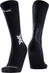 Skarpety biegowe X-Socks Run Perform Warm Crew. Czarne skarpety X Socks, bez wzorów, z materiału. Za 109.99 zł.