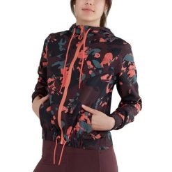 Damska wiatrówka Fundango Breeze Windbreaker. Kurtki sportowe FUNDANGO, l, bez wzorów, z softshellu, bez kaptura, trekkingowe. Za 419.90 zł.