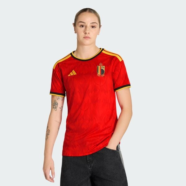 Koszulka podstawowa Belgia 26. Czerwone bluzki Adidas, bez wzorów, sportowe, bez kołnierzyka, bez ramiączek. Za 439.00 zł.