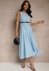 Niebieska Plisowana Sukienka o Rozkloszowanym Kroju Bez Rękawów z Paskiem z Klamrą Iffule. Niebieskie sukienki Renee, na spotkanie biznesowe, m, bez wzorów, eleganckie, bez kołnierzyka, bez ramiączek, maxi, rozkloszowane. Za 109.99 zł.