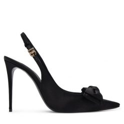 Sandały Dolce&Gabbana. Czarne sandały Dolce&Gabbana, bez wzorów, bez obcasa, na szpilce, bez zapięcia. Za 3,459.00 zł.