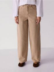 Jeansy barrel leg - beżowy. Brązowe jeansy Reserved, bez wzorów. Za 139.99 zł.