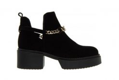 Botki Bayla-159 4468 003-P Czarny Welur 159076, Skóra naturalna - 39. Czarne botki Bayla, bez wzorów, z gumy, bez obcasa, na platformie, bez zapięcia. W wyprzedaży za 224.10 zł.