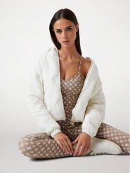 Guess Kurtka przejściowa V5YL03 WHEB2 Écru Regular Fit. Kurtki Guess, xl, z aplikacjami, z syntetyku, bez kaptura. Za 619.99 zł.
