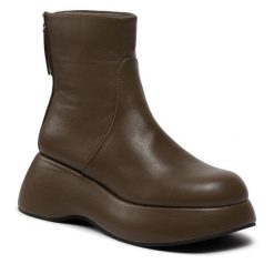 Botki DeeZee. Zielone botki DeeZee, bez wzorów, bez obcasa, na koturnie, bez zapięcia. Za 259.99 zł.