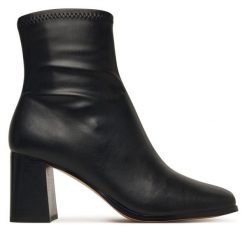 Botki Aldo. Czarne botki Aldo, bez wzorów, bez obcasa, na słupku, bez zapięcia. Za 559.99 zł.