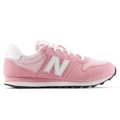 Buty damskie New Balance GW500PKS - różowe. Czerwone obuwie sportowe New Balance, z dresówki, bez zapięcia, trekkingowe. Za 289.99 zł.