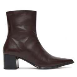 Botki Vagabond Shoemakers. Brązowe botki Vagabond Shoemakers, bez wzorów, bez obcasa, na słupku, bez zapięcia. Za 759.99 zł.
