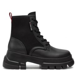 Trapery Tommy Jeans. Czarne trapery i śniegowce Tommy Jeans, z jeansu. Za 749.99 zł.