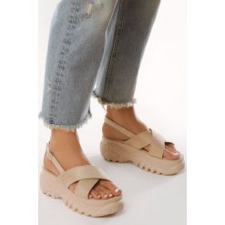 Beżowe Sandały Receive. Brązowe sandały Born2be, bez wzorów, bez obcasa, na platformie, bez zapięcia. Za 59.99 zł.