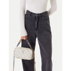 Torebka Steve Madden. Białe torebki klasyczne Steve Madden, bez wzorów, bez dodatków. Za 252.99 zł.